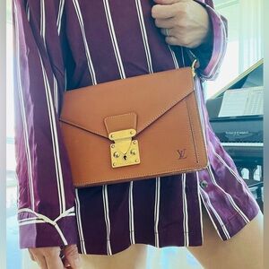 Louis Vuitton Epi Pochette Sellier Dragonne Leather Clutch Bag Brown